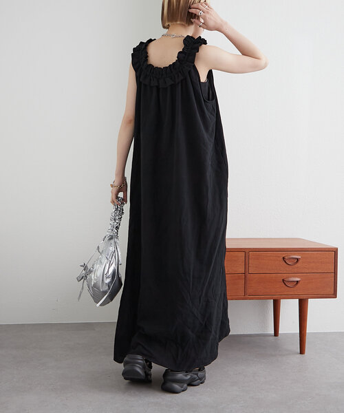 セール】【3色展開】ドロストフリルタンクワンピース