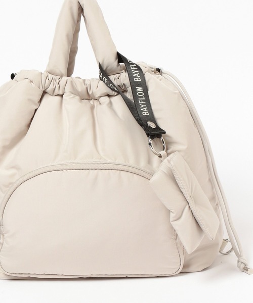 BAYFLOW（ベイフロー）の「【A4サイズ対応】マルチWAYポーチチャーム付きトートパフバッグ / ショルダーバッグ / ミニリュック（トートバッグ・レディース・テラコッタ/アイボリー/ブラック/ライトブルー・FREE）」の10枚目の写真