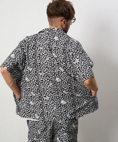 STUD MUFFIN（スタッドマフィン）の「STUD MUFFIN/スタッドマフィン/レオパード オープンカラーシャツ（シャツ/ブラウス・メンズ・ブラック/イエロー・3/2/4）」の4枚目の写真