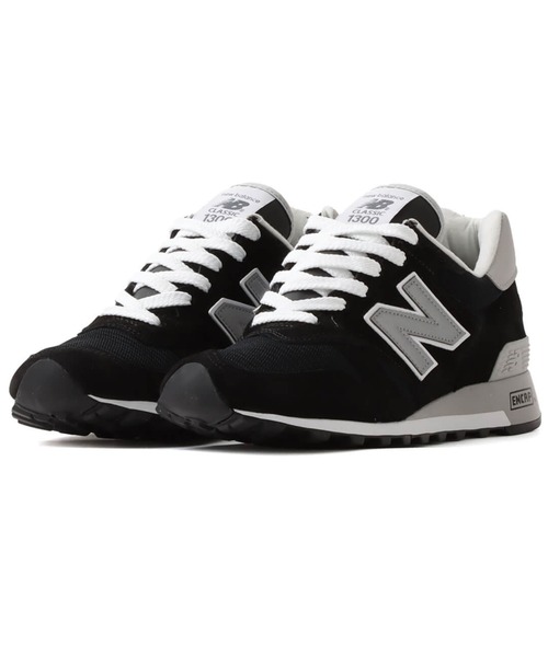 atmos(アトモス)の「New Balance U1300BK / ニューバランス U1300BK(スニーカー・メンズ・ブラック・29.0cm/28.5cm/28.0cm/27.5cm/27.0cm/26.5cm/26.0cm)」の1枚目の写真