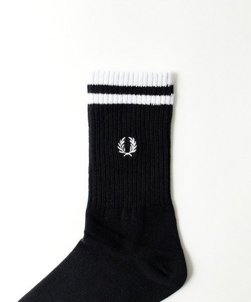 FRED PERRY（フレッドペリー）の「【WEB限定】[FRED PERRY/フレッドペリー] ワンポイントロゴ刺繍 ティップラインリブソックス（ソックス/靴下・メンズ・ホワイト/ブラック/ネイビー・25-27）」の7枚目の写真