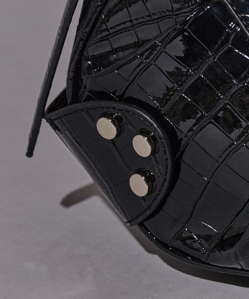 BLANK　（ブランク）の「Vintage-Like Belt Bag / ヴィンテージライク ベルトバッグ（ショルダーバッグ・レディース・ブラック/ホワイト/ブラウン/レッド・FREE）」の8枚目の写真