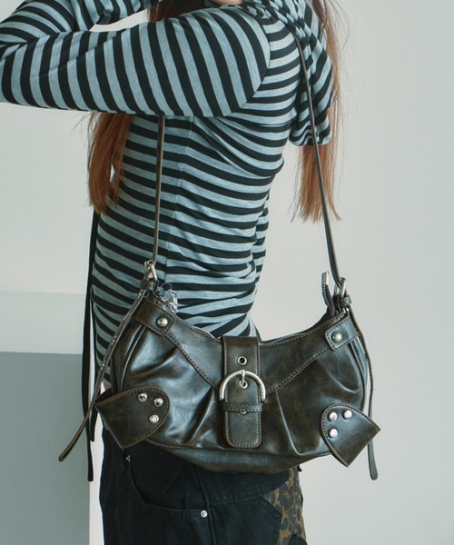 BLANK　（ブランク）の「Vintage-Like Belt Bag / ヴィンテージライク ベルトバッグ（ショルダーバッグ・レディース・ブラック/ホワイト/ブラウン/レッド・FREE）」の22枚目の写真