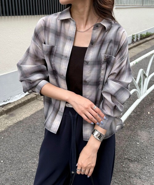 fredy emue（フレディエミュ）の「オンブレーチェック柄クロップドシャツ（シャツ/ブラウス・レディース・グレー系その他/ベージュ系その他・38）」の17枚目の写真