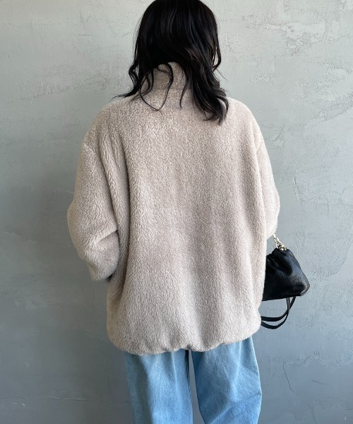 TATRAS（タトラス）の「[TATRAS/タトラス] MONREALE ボアフリース スタンドブルゾン（ブルゾン・レディース・ライトグレー/ブラック・3/2/4）」の15枚目の写真