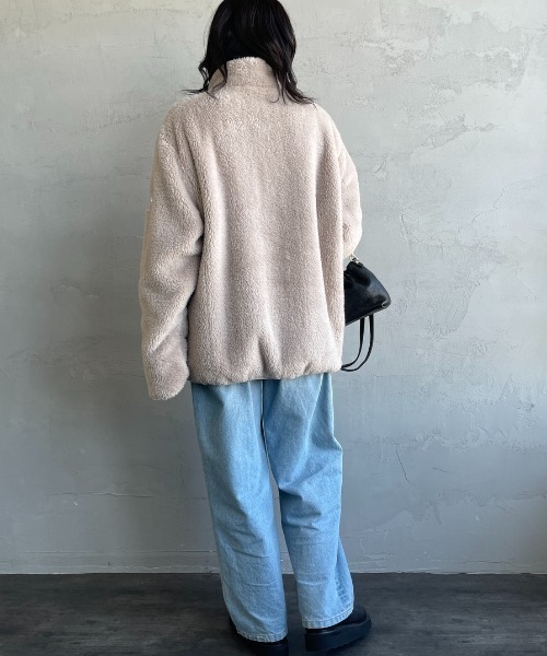 TATRAS（タトラス）の「[TATRAS/タトラス] MONREALE ボアフリース スタンドブルゾン（ブルゾン・レディース・ライトグレー/ブラック・3/2/4）」の18枚目の写真