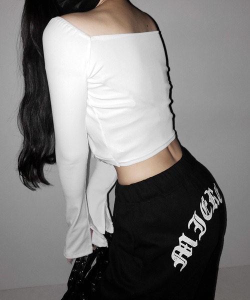 me+em select(ミームセレクト)の「グランジロゴバックプリントスウェットワイドパンツ / grunge logo back print sweat wide pants(スウェットパンツ・レディース・ブラック・FREE)」の15枚目の写真