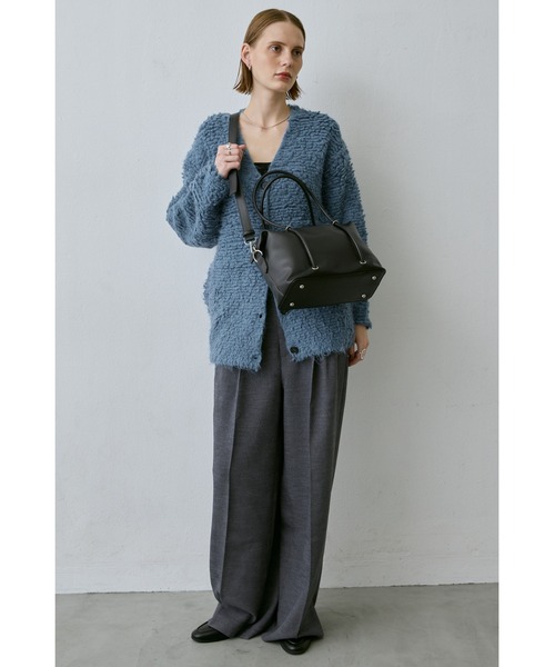 un/neu(アンノイ)の「サークルハンドル2WAYスクエアボストン / ペットボトル収納可能 / ショルダーバッグ(ボストンバッグ・レディース・ブラック/ダークブラウン・FREE)」の16枚目の写真