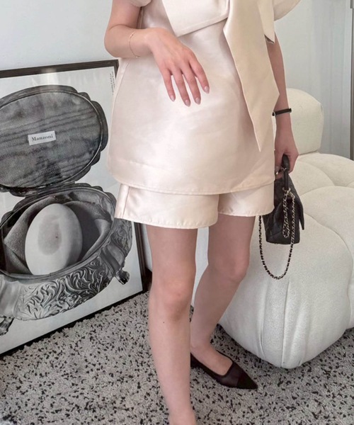 M y u(ミュー)の「サテン BIGリボンショートパンツ(その他パンツ・レディース・ベージュ系2/ベージュ系1/ブラック系1/ブラック系2・FREE)」の8枚目の写真