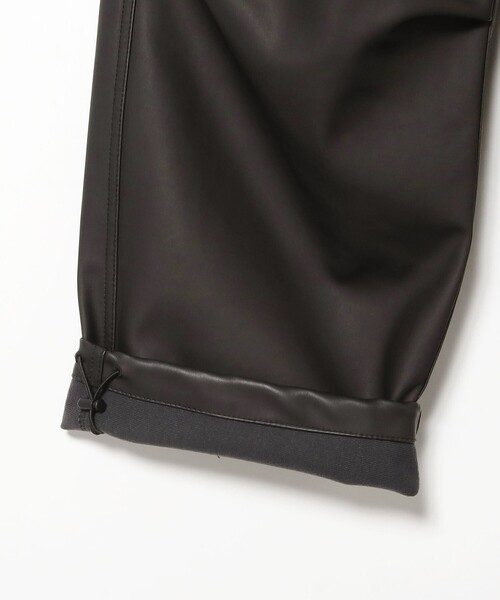 フェイクレザー オーバーパンツ（その他パンツ）｜BEAMS（ビームス）の