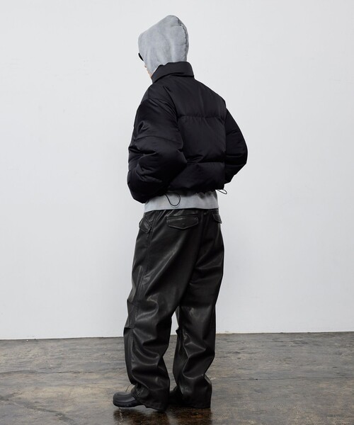 BEAMS（ビームス）の「フェイクレザー オーバーパンツ（その他パンツ・メンズ・ブラック・M/XL/L/S）」の13枚目の写真