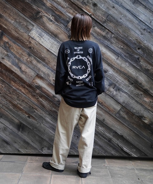RVCA(ルーカ)の「RVCA メンズ METAL URGY LT ロンT 【2025年秋冬モデル】ルーカワイドシルエットバックプリント長袖ロンT(Tシャツ/カットソー・メンズ・ブラック/ベージュ/オフホワイト/ブルー系その他・SMALL/MEDIUM/LARGE/X-LARGE)」の21枚目の写真