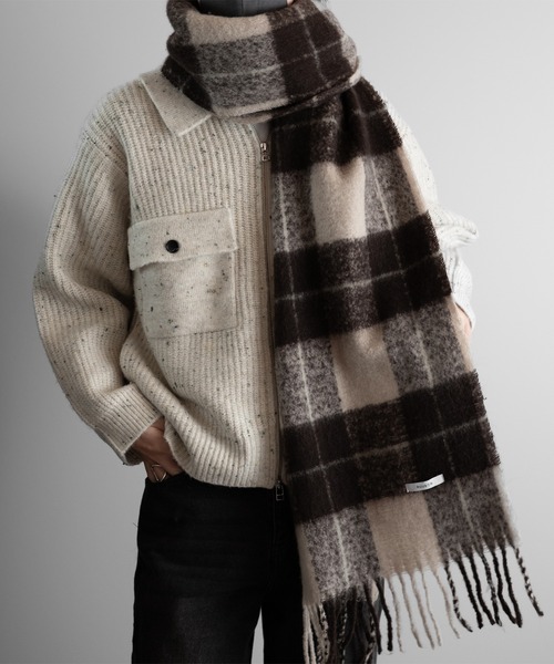 RUUBON（ルーボン）の「【RUUBON】 soft volume check muffler / ソフトボリュームチェックマフラー（マフラー・メンズ・ブラウン/ベージュ・FREE）」の5枚目の写真