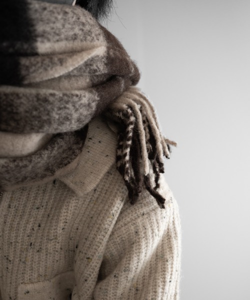 RUUBON（ルーボン）の「【RUUBON】 soft volume check muffler / ソフトボリュームチェックマフラー（マフラー・メンズ・ブラウン/ベージュ・FREE）」の7枚目の写真