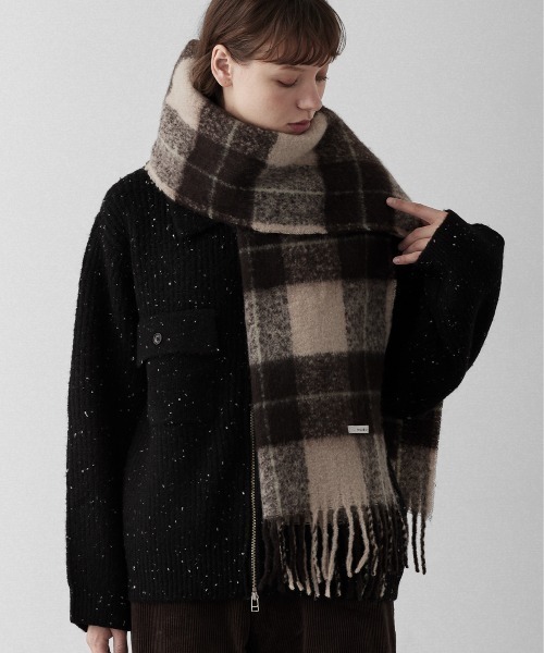 RUUBON（ルーボン）の「【RUUBON】 soft volume check muffler / ソフトボリュームチェックマフラー（マフラー・メンズ・ブラウン/ベージュ・FREE）」の12枚目の写真