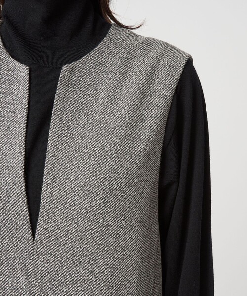 green label relaxing（グリーンレーベルリラクシング）の「［size SHORTあり］カルゼ キーネック ジャンパースカート（ジャンパースカート・レディース・グレー/ブラック/ブラウン・SHORT/FREE）」の10枚目の写真