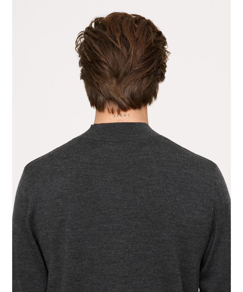 Banana Republic（バナナリパブリック）の「メリノ モックネックセーター（ニット/セーター・メンズ・チャコールグレー/ブラウン/ネイビー・L/S/XL/M）」の7枚目の写真