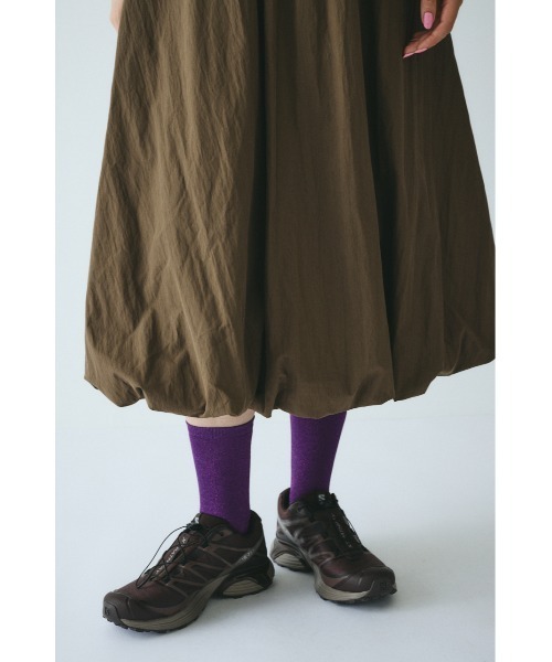 HeRIN.CYE（ヘリンドットサイ）の「Balloon form skirt　　バルーンフォルムスカート（スカート・レディース・ブラウン/ブラック・36/38）」の3枚目の写真