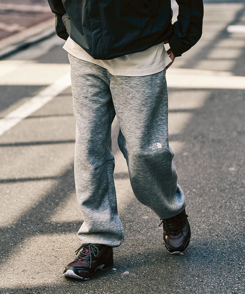 THE NORTH FACE（ザノースフェイス）の「THE NORTH FACE / ザ ノースフェイス Tech Air Sweat Pant（スウェットパンツ・メンズ・ブラック/チャコールグレー・X-LARGE/LARGE/MEDIUM）」の12枚目の写真