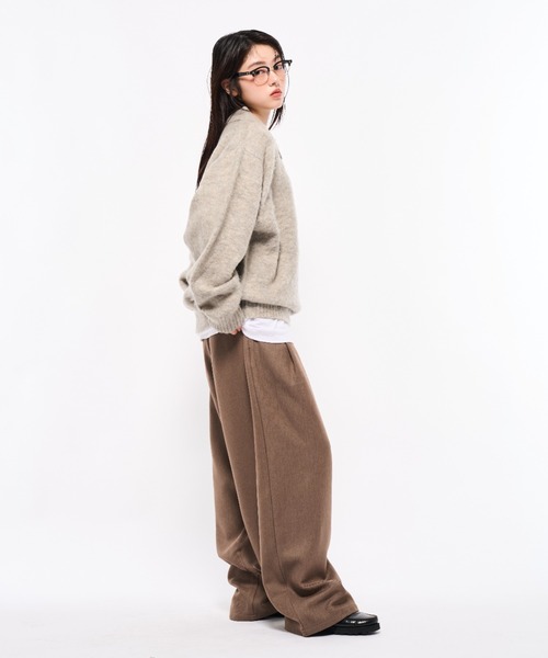 Elanque（エランク）の「2tuck slacks pants/2タックスラックスパンツ（スラックス・メンズ・ブラウン/グレー/ブラック・SMALL/MEDIUM/LARGE）」の4枚目の写真