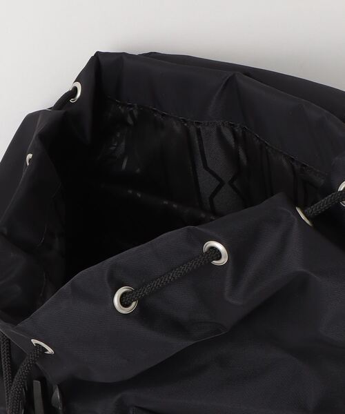 HUNTER（ハンター）の「HUNTER PREMIUM NYLON MINI BACKPACK  プレミアム ナイロン ミニ バックパック（バックパック/リュック・レディース・ブラック・FREE）」の5枚目の写真