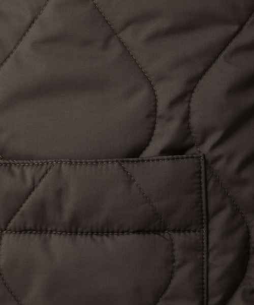 Elura（エルーラ）の「＜UNIVERSAL OVERALL別注＞キルティングフードブルゾン/579951（ブルゾン・レディース・カーキ/ブラック/ダークブラウン・FREE）」の16枚目の写真