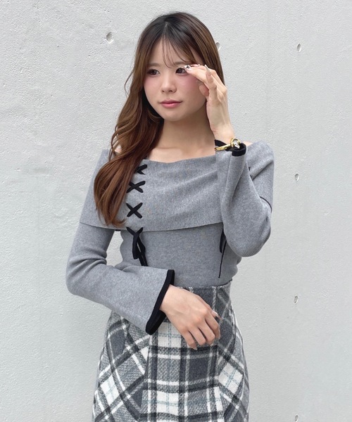 one way(ワンウェイ)の「レーシングオフショルニット(ニット/セーター・レディース・ベージュ/ホワイト/ピンク/グレー/ピンクベージュ・FREE)」の20枚目の写真