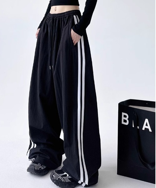 cammie(キャミー)の「サイド2ラインルーズパンツ(その他パンツ・レディース・ブラック/グレー・L/M)」の3枚目の写真