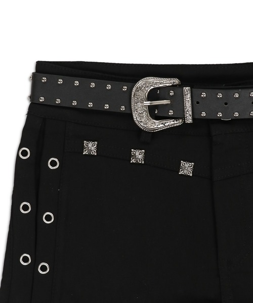 SPINNS（スピンズ）の「ハトメスタッズがアクセント★ストレッチショートパンツ/2サイズ展開（その他パンツ・レディース・ブラック・ONESIZE/M/S）」の12枚目の写真