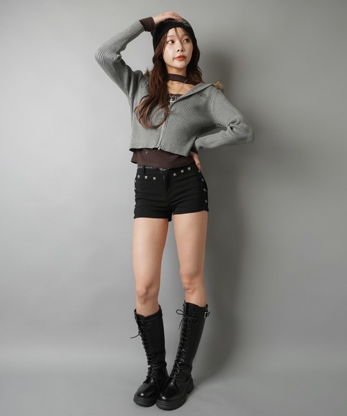 SPINNS（スピンズ）の「ハトメスタッズがアクセント★ストレッチショートパンツ/2サイズ展開（その他パンツ・レディース・ブラック・ONESIZE/M/S）」の22枚目の写真