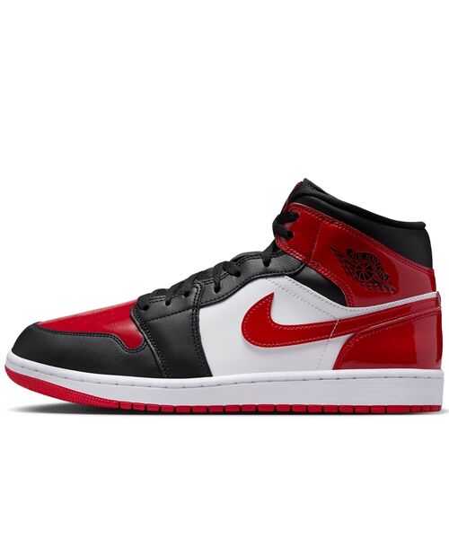 JORDAN BRAND(ジョーダンブランド)の「エア ジョーダン 1 MID SE メンズシューズ / Air Jordan 1 Mid SE Men's Shoes HV4091-006 Black(スニーカー・メンズ・ブラック・26/25.5/25/30/29/28.5/28/27.5/27/26.5/29.5)」の2枚目の写真
