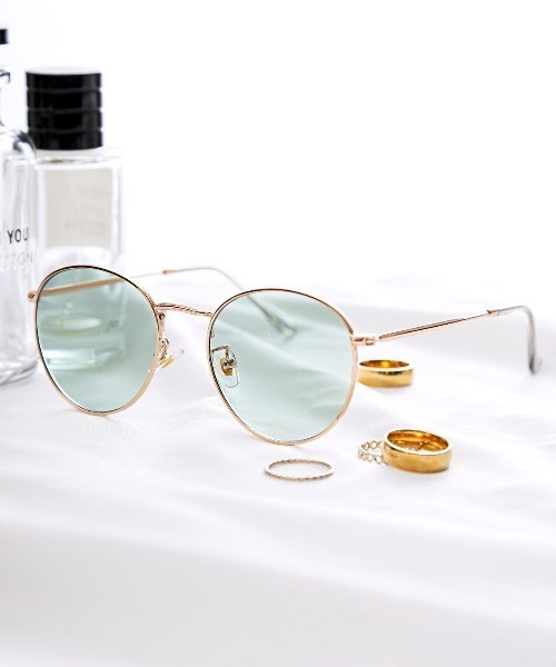 LUXSTYLE(ラグスタイル)の「UVカットメタルボストンサングラス(サングラス・レディース・ライトピンク/ライトベージュ/グリーン系その他/ブルー系その他/ライトグレー・FREE)」の3枚目の写真