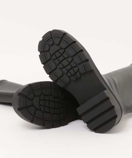 jumelle（ジュメロ）の「【美脚見え】emblem long boots（ブーツ・レディース・ブラック・MEDIUM/SMALL/LARGE）」の14枚目の写真