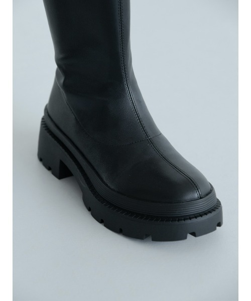 jumelle（ジュメロ）の「【美脚見え】emblem long boots（ブーツ・レディース・ブラック・MEDIUM/SMALL/LARGE）」の9枚目の写真