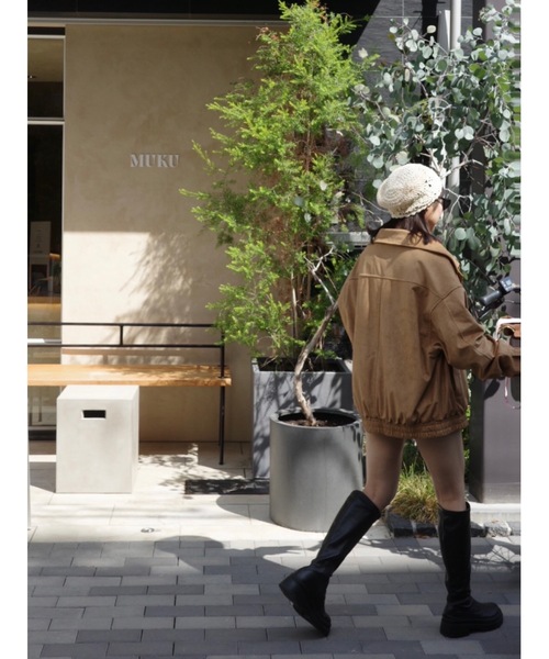 jumelle（ジュメロ）の「【美脚見え】emblem long boots（ブーツ・レディース・ブラック・MEDIUM/SMALL/LARGE）」の3枚目の写真