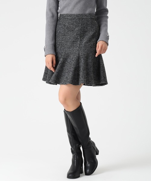 MISCH MASCH（ミッシュマッシュ）の「ローフレアミニスカート（スカート・レディース・アイボリー/ブラック×ホワイト・S/M）」の20枚目の写真