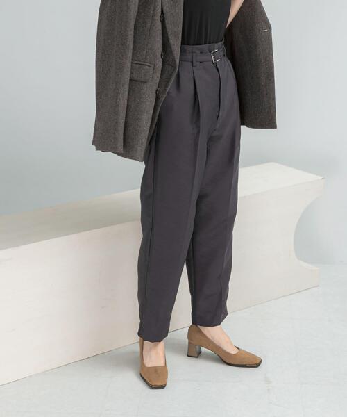 URBAN RESEARCH ROSSO WOMEN（アーバンリサーチ　ロッソ）の「ハイウエストベルト付きテーパードパンツ（その他パンツ・レディース・ブラック/グレー・38/36）」の10枚目の写真