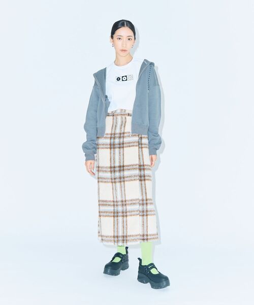 Green　Parks（グリーンパークス）の「■WITH KURUMI NAKATA スウェットZIPフード（パーカー・レディース・チャコールグレー/ホワイト系その他・FREE）」の6枚目の写真