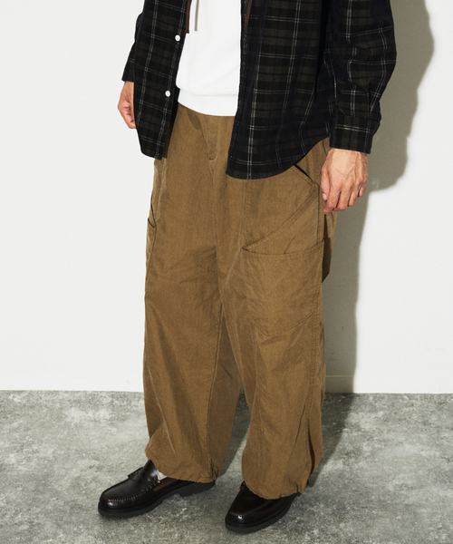 JOURNAL STANDARD（ジャーナルスタンダード）の「エアー フォーム カーゴ パンツ（カーゴパンツ・メンズ・ブラック/チャコールグレー/ブラウン系その他・MEDIUM/LARGE）」の7枚目の写真