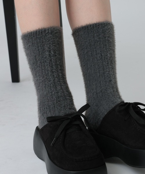 LEPSIM（レプシィム）の「もこもこソックス　591437（ソックス/靴下・レディース・アイボリー/チャコールグレー・ONE SIZE）」の2枚目の写真