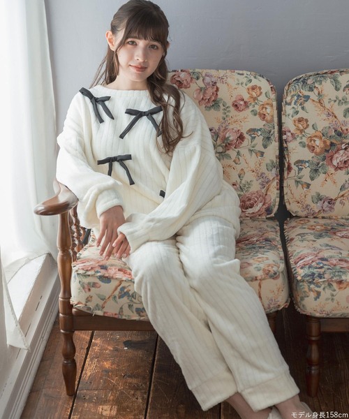 fran de lingerie(フランデランジェリー)の「もこもこ ルームウェア パジャマ 冬 レディース あったか モコモコ 着る毛布「メモリーフリース」(ルームウェア/パジャマ・レディース・ホワイト系その他/ダークグレー/ピンク系その他2・M-L)」の18枚目の写真