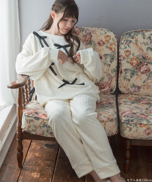 fran de lingerie(フランデランジェリー)の「もこもこ ルームウェア パジャマ 冬 レディース あったか モコモコ 着る毛布「メモリーフリース」(ルームウェア/パジャマ・レディース・ホワイト系その他/ダークグレー/ピンク系その他2・M-L)」の19枚目の写真