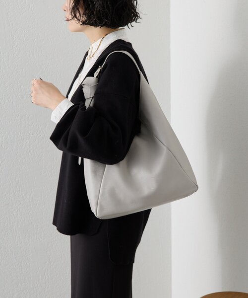 セール】《本革/A4サイズ対応》ロングベルトショルダーバッグ