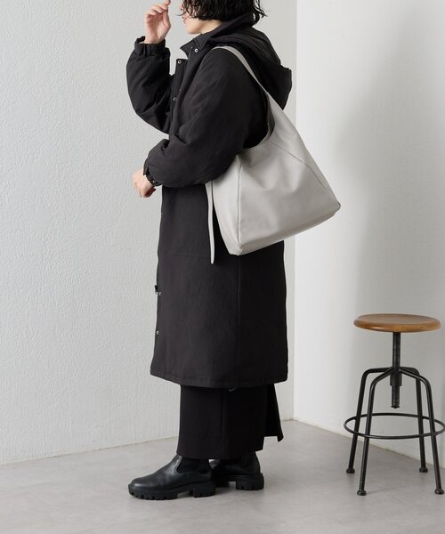 セール】《本革/A4サイズ対応》ロングベルトショルダーバッグ