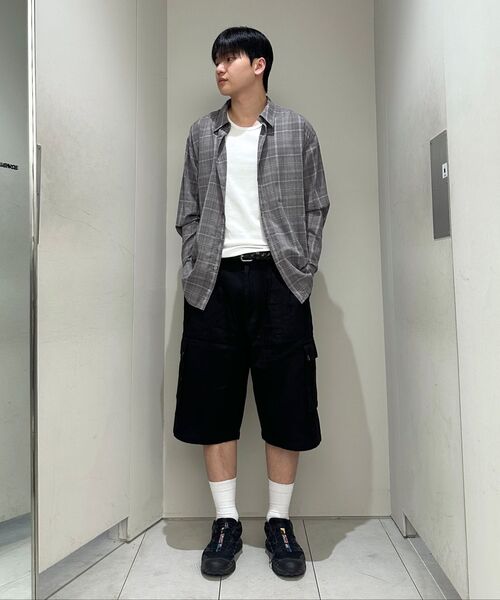 INSILENCE(インサイロンス)の「リネンバミューダカーゴショーツ ブラック(その他パンツ・レディース・その他・SMALL/MEDIUM/LARGE)」の2枚目の写真