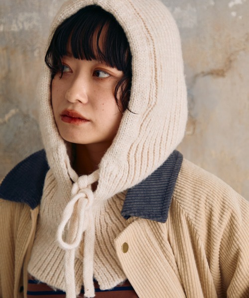 Crisp（クリスプ）の「リボンニットバラクラバ（ニットキャップ/ビーニー・レディース・ベージュ/アイボリー・FREE）」の2枚目の写真