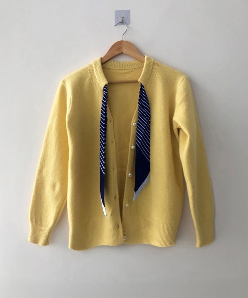 Miniministore(ミニミニストア)の「ボウタイニットトップス きれいめ 秋冬服(ニット/セーター・レディース・レッド/イエロー/ホワイト/ブラック・FREE)」の15枚目の写真