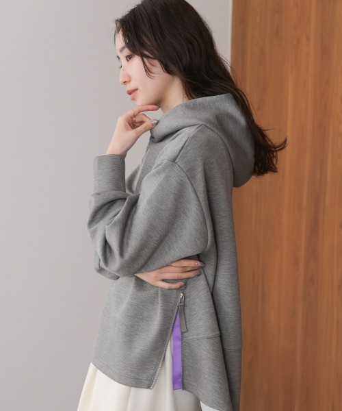 Bou Jeloud(ブージュルード)の「シルキーダンボールコクーンパーカー(パーカー・レディース・ブラック/オフホワイト/グレー・FREE)」の3枚目の写真