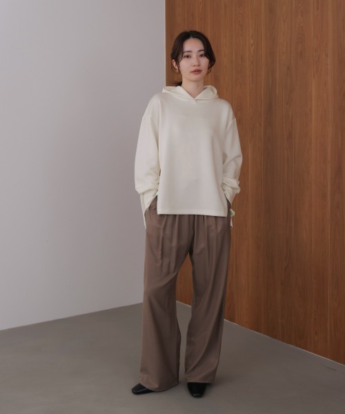 Bou Jeloud(ブージュルード)の「シルキーダンボールコクーンパーカー(パーカー・レディース・ブラック/オフホワイト/グレー・FREE)」の20枚目の写真