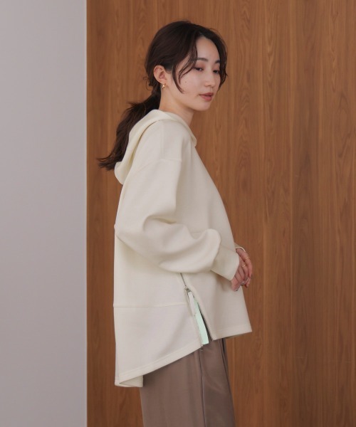 Bou Jeloud(ブージュルード)の「シルキーダンボールコクーンパーカー(パーカー・レディース・ブラック/オフホワイト/グレー・FREE)」の21枚目の写真